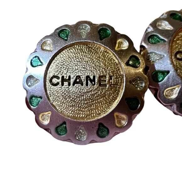 Chanel Women's Vintage Floral Clip-On Earrings - Picture 5 of 8